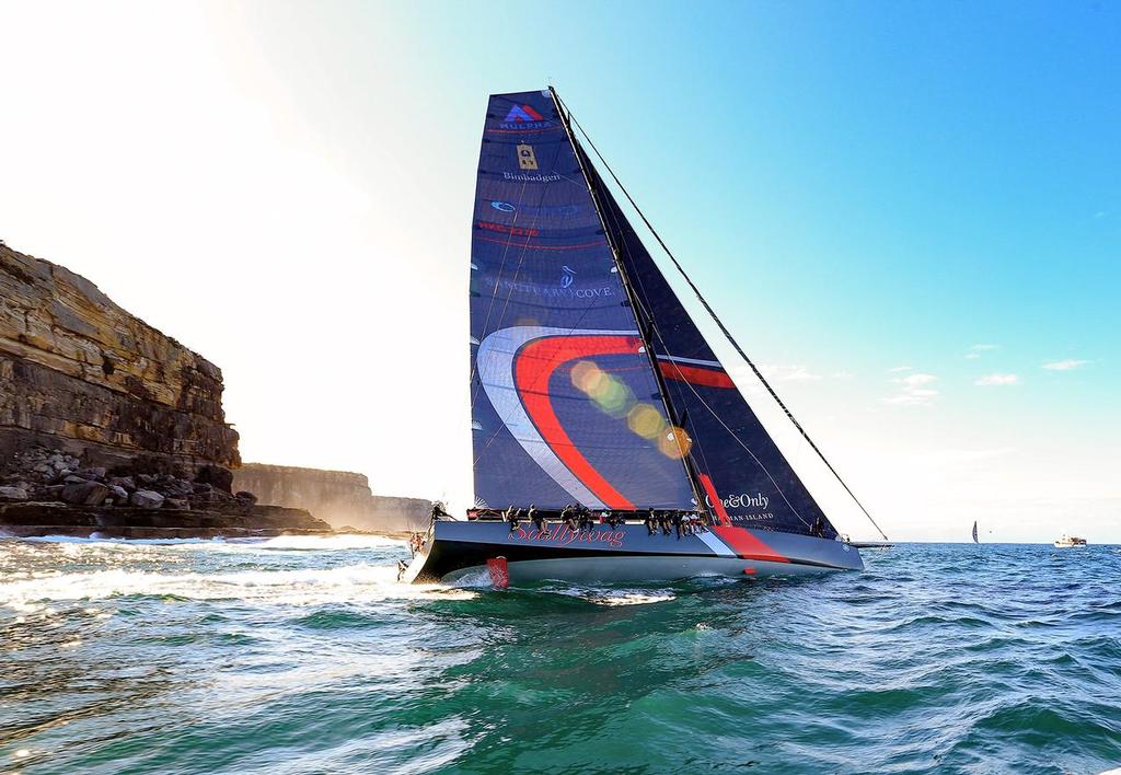 Scallywag exits Sydney Heads © Michael Chittenden 