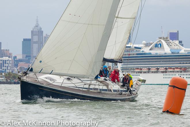 Approaching the windward mark with Saelida - time to get the kite on deck now, perhaps? - Val Hodge Trophy - 2017 PPWCS ©  Alex McKinnon Photography http://www.alexmckinnonphotography.com