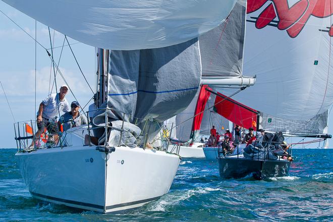 Running down just after the top mark with Div2 - Absolut is in the lead and Scarlet Runner is just behind. - Club Marine Series ©  Alex McKinnon Photography http://www.alexmckinnonphotography.com