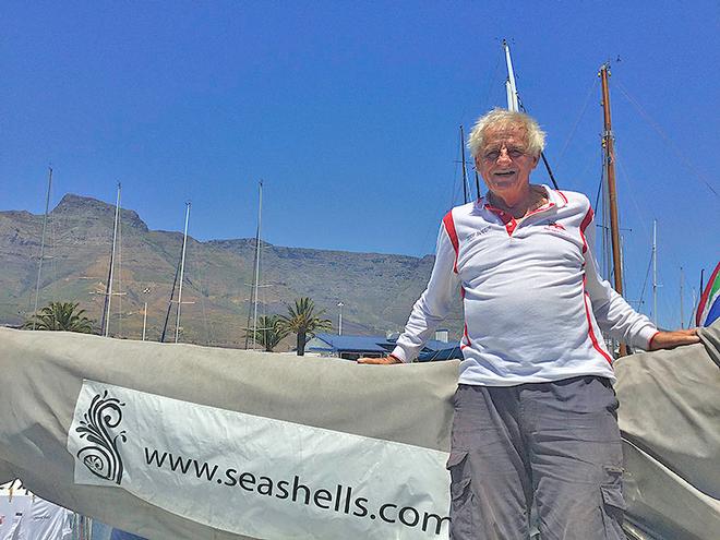Jon with Table Mountain in the background © RPYC