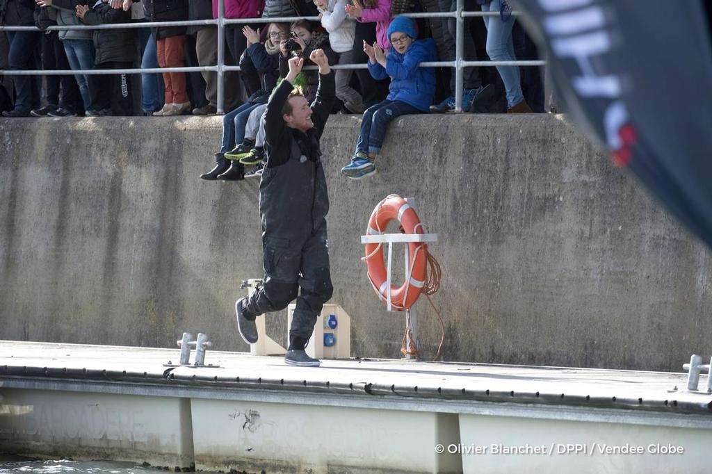 - Vendee Globe - Conrad Colman finishes under Jury Rig in Les Sables d’Olonne - February 24, 2017 ©  Olivier Blanchett / DPPI / Vendee Globe http://www.vendeeglobe.org/