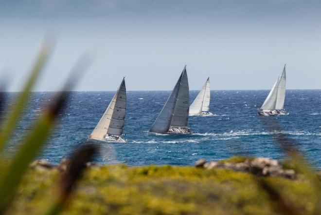 The Peters & May Round Antigua Race started off Fort Charlotte, Antigua and is an optional race, scored separately from the full week's racing and provides crews with an opportunity to tour Antigua's stunning coastline © Paul Wyeth / www.pwpictures.com http://www.pwpictures.com