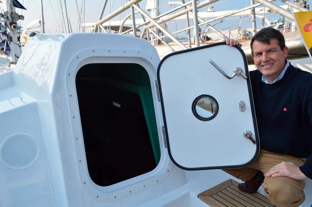 Cousot and the protective doghouse built to withstand the worst that the Southern Ocean can throw at it. © Golden Globe Race