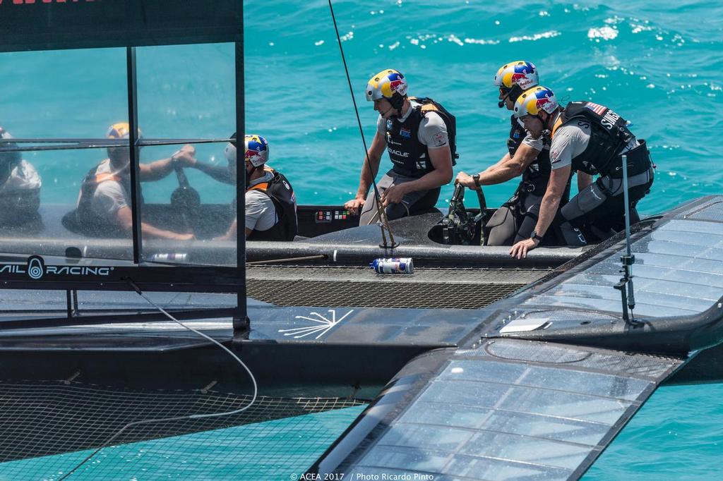 30/05/2017 - Bermuda (BDA) - 35th America’s Cup Bermuda 2017 - Louis Vuitton America’s Cup Qualifiers, Day 4 - Round Robin 2 © ACEA / Ricardo Pinto http://photo.americascup.com/