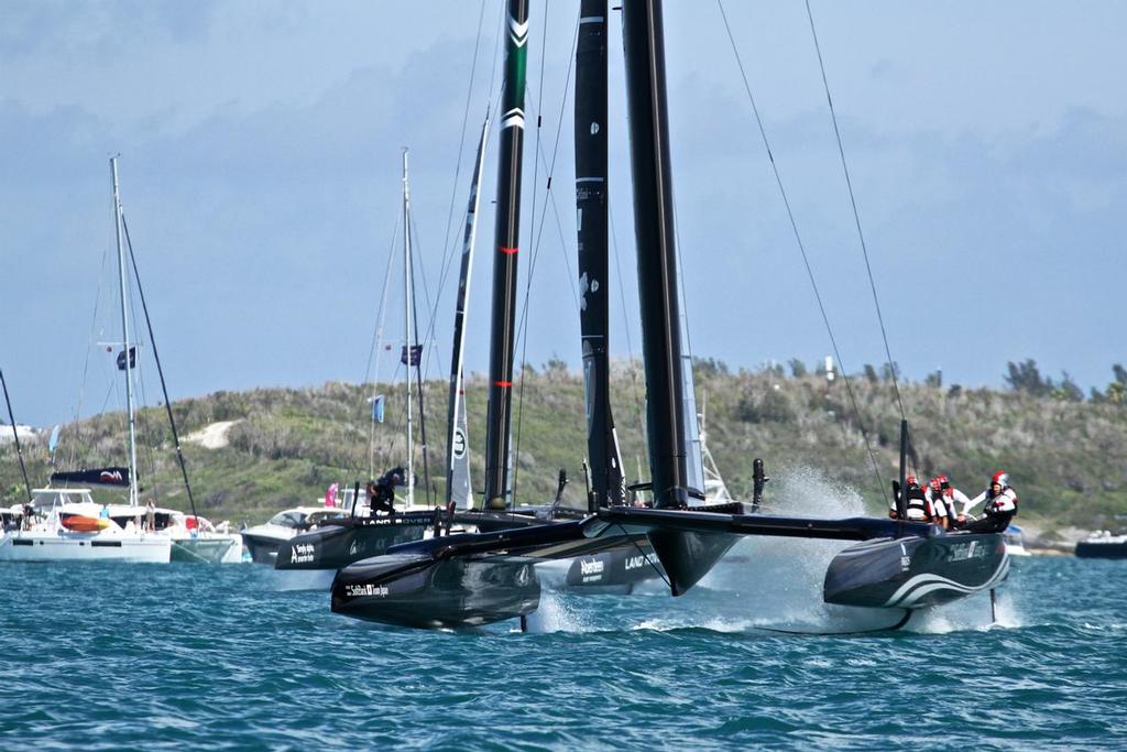 Race 6 - Land Rover BAR and Softbank Team Japan  - 35th America's Cup - Bermuda  May 27, 2017 © Richard Gladwell www.photosport.co.nz