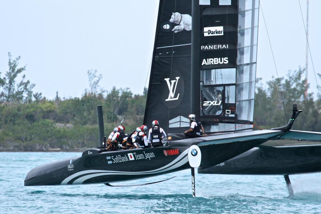 Emirates Team NZ - Round Robin 2 - America's Cup 2017, June 1, 2017 Great Sound Bermuda photo copyright Richard Gladwell www.photosport.co.nz taken at  and featuring the  class