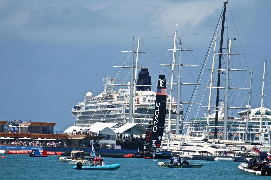 Oracle Team USA heads for the finish line - Round Robin 2, Day 4 - 35th America's Cup - Bermuda  May 30, 2017 © Richard Gladwell www.photosport.co.nz