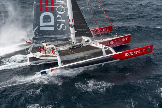 IDEC Sport © Jean-Marie Liot / DPPI / IDEC http://www.trimaran-idec.com/