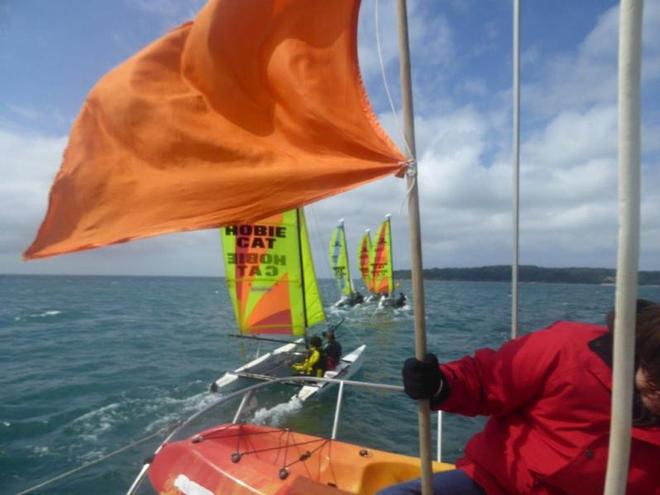 H/Dragoons off start – Channel Islands Hobie Cat Championships ©  Elaine Burgis