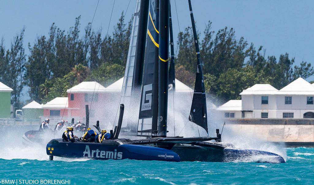 Louis Vuitton America's Cup Challenger Playoffs Semi-Finals Race Day 6 - SoftBank Team Japan and Artemis Racing ©  BMW | Studio Borlenghi