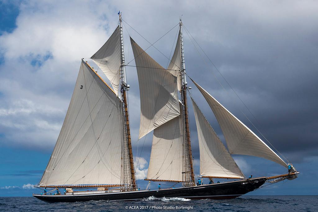 13/06/2017 - Bermuda (BDA) - 35th America's Cup Bermuda 2017 - America's Cup Superyacht Regatta - Columbia, 43m, Eastern Shipbuilding ©  ACEA 2017 / Photo Studio Borlenghi