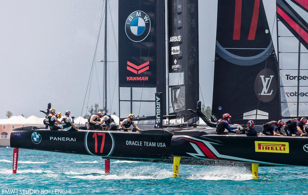 35th America's Cup 2017 - 35th America's Cup Match - Race Day 1 - Emirates Team New Zealand and ORACLE TEAM USA ©  BMW | Studio Borlenghi