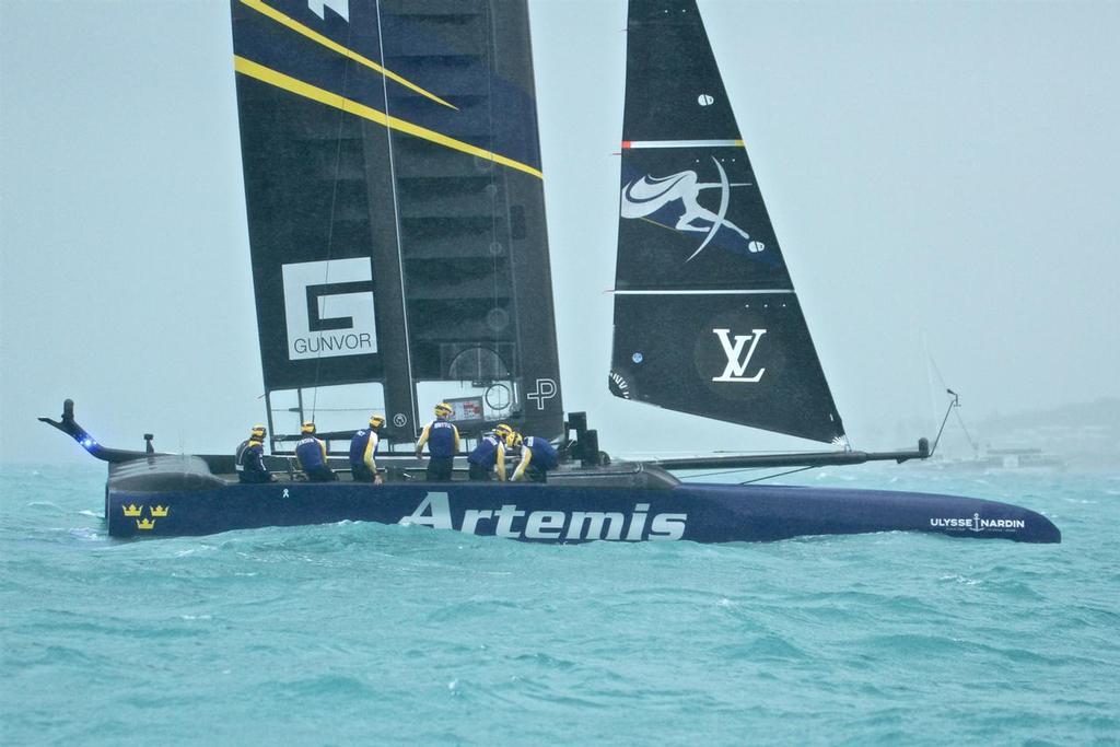 Artemis Racing  stops racing to clear her starting penalties - Semi-Finals, Day 11  - 35th America’s Cup - Bermuda  June 6, 2017 © Richard Gladwell www.photosport.co.nz