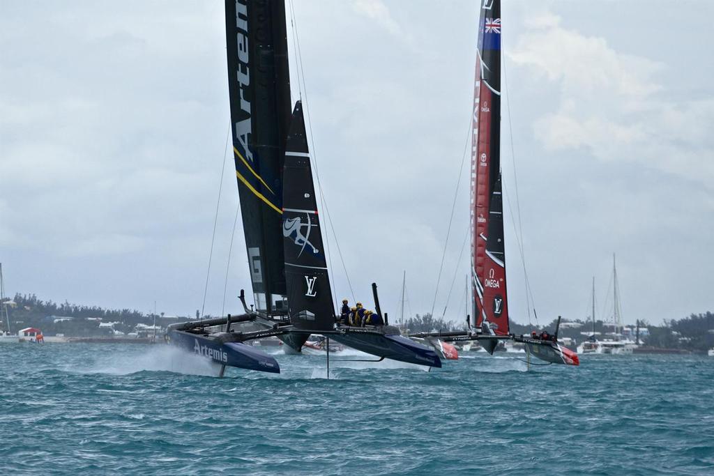 Emirates Team New Zealand - Challenger Final, Day 1 - Race 2 - 35th America's Cup - Day 14 - Bermuda  June 10, 2017 © Richard Gladwell www.photosport.co.nz