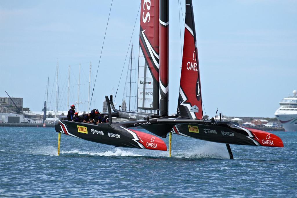 Emirates Team New Zealand - at the top of Leg 3 - Challenger Final, Day  3 - 35th America's Cup - Day 16 - Bermuda  June 12, 2017 © Richard Gladwell www.photosport.co.nz