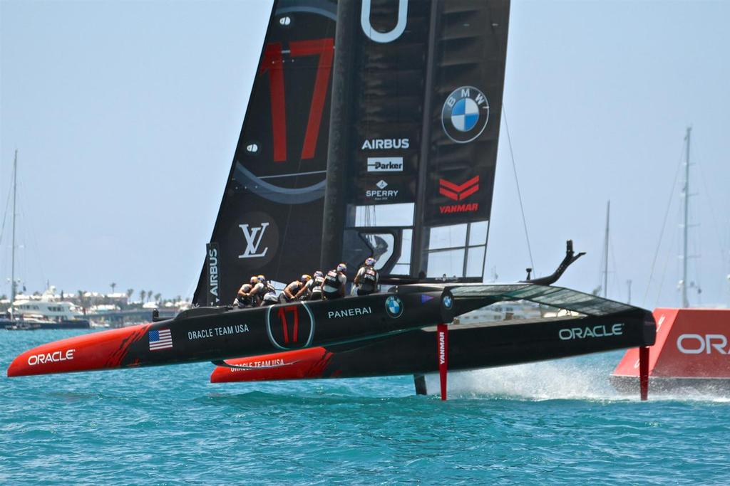 Emirates Team New Zealand and Oracle Team USA - 35th America’s Cup Match - Bermuda  June 17, 2017 © Richard Gladwell www.photosport.co.nz