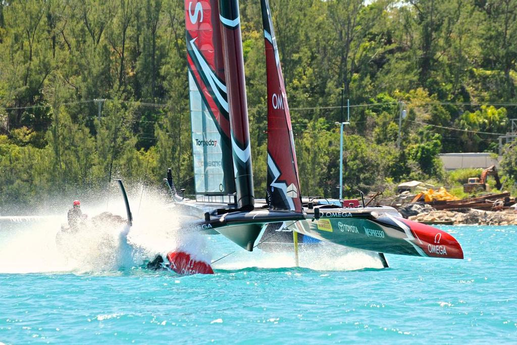 Emirates Team New Zealand  - 35th America's Cup Match - Race 4 finish - Bermuda  June 18, 2017 photo copyright Richard Gladwell www.photosport.co.nz taken at  and featuring the  class