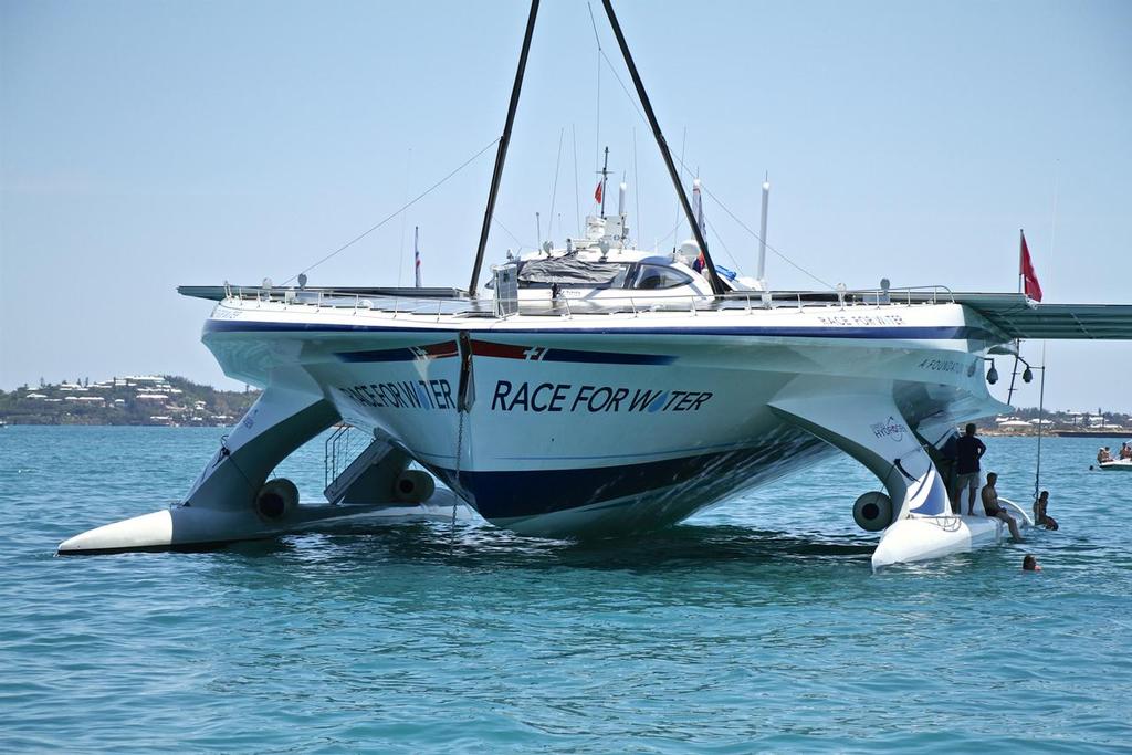 Race for Water - bow view - at the start of the Semi-Finals  - 35th America’s Cup - Bermuda  © Richard Gladwell www.photosport.co.nz