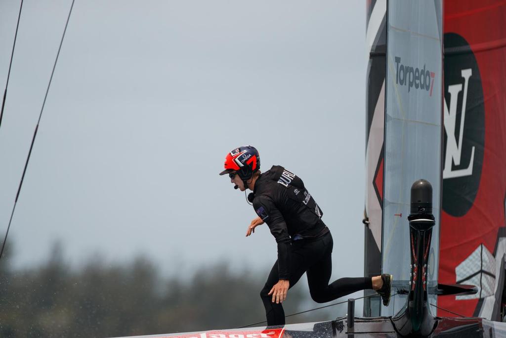 02/06/17 Emirates Team New Zealand sailing on Bermuda's Great Sound in the Louis Vuitton America's Cup Qualifiers <br />
Round Robin 2 - Race 08 - Emirates Team New Zealand (NZL) vs. SoftBank Team Japan <br />
 <br />
Copyright: Richard Hodder / Emirates Team New Zealand © Richard Hodder/Emirates Team New Zealand