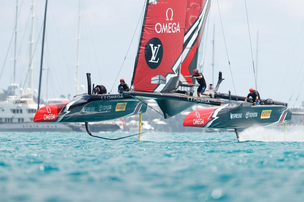 Louis Vuitton America's Cup Match Racing Day 1. Emirates Team New Zealand vs. Oracle Team USA races 1 & 2. © Richard Hodder/Emirates Team New Zealand