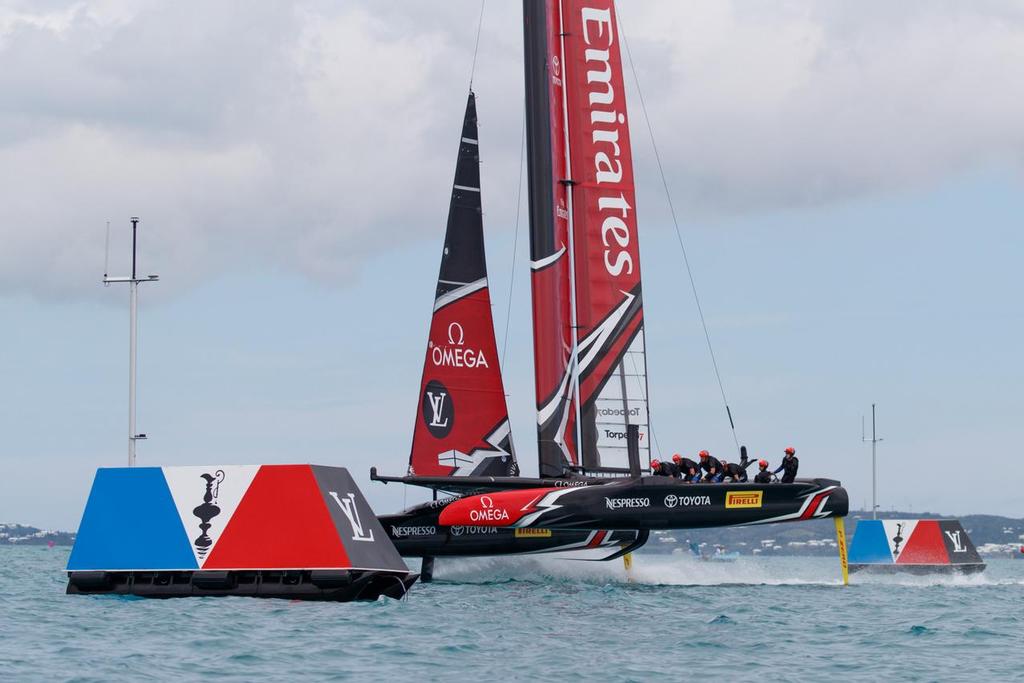 Louis Vuitton America's Cup Match Racing Day 3. Emirates Team New Zealand vs. Oracle Team USA races 5 & 6.  © Richard Hodder/Emirates Team New Zealand