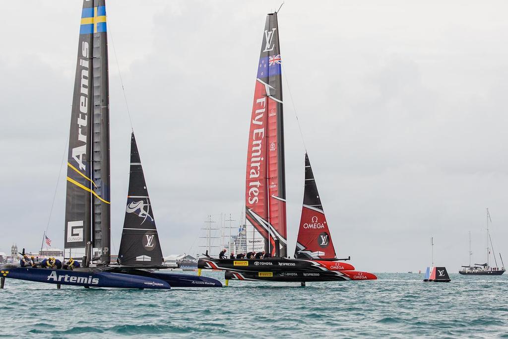 10/06/17 Emirates Team New Zealand sailing on Bermuda's Great Sound in the Louis Vuitton America's Cup Challenger Playoffs Finals © Richard Hodder/Emirates Team New Zealand