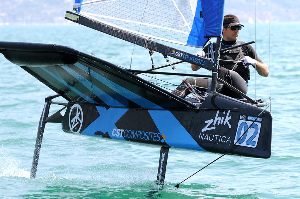 Joe Turner (AUS)2012 Moth Worlds  © Renzo Domini