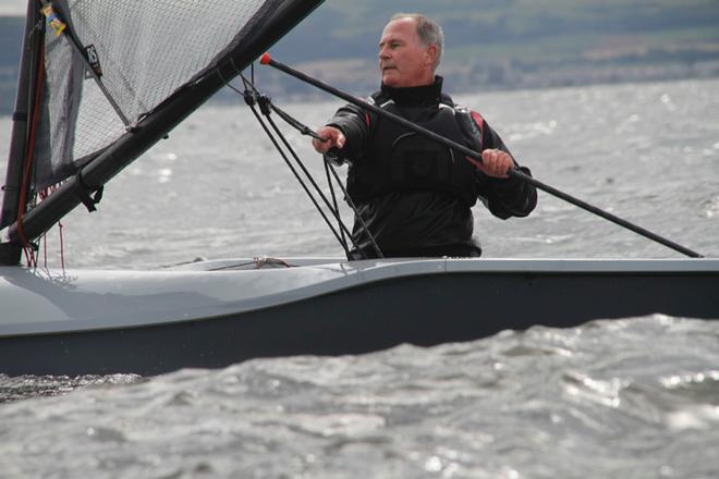 Second placed Dave Acres sailing off the boom ie holding the falls – Volvo Noble Marine RS300 National Championship ©  Alan Henderson