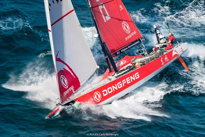 Day 1 – The fleet approaching the Fastnet Rock – Rolex Fastnet Race ©  Rolex / Carlo Borlenghi http://www.carloborlenghi.net