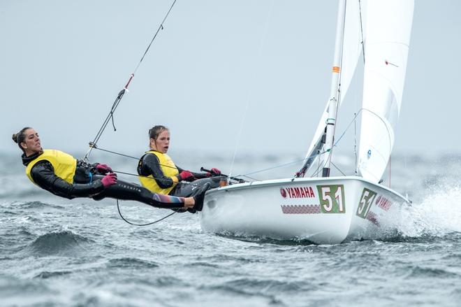 Day 4 – Silvia Mas Depares and Paula Barcelo Martin (ESP-18) – 470 Junior World Championships © Junichi Hirai/ Bulkhead magazine http://www.bulkhead.jp/