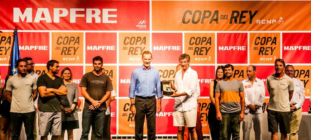 Prizegiving with King Felipe VI - 36 Copa del Rey MAPFRE © Jesus Renedo / GC32 Racing Tour