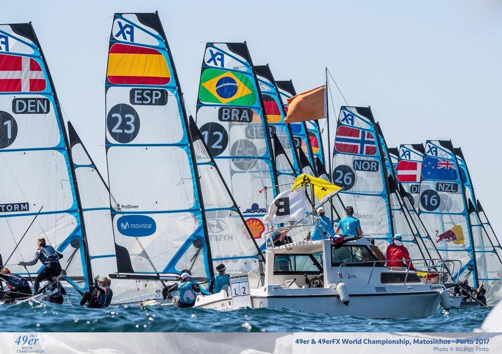 49erFX start - 2017 49er and 49erFx Worlds, Final day, Portugal &copy; Ricardo Pinto http://www.americascup.com