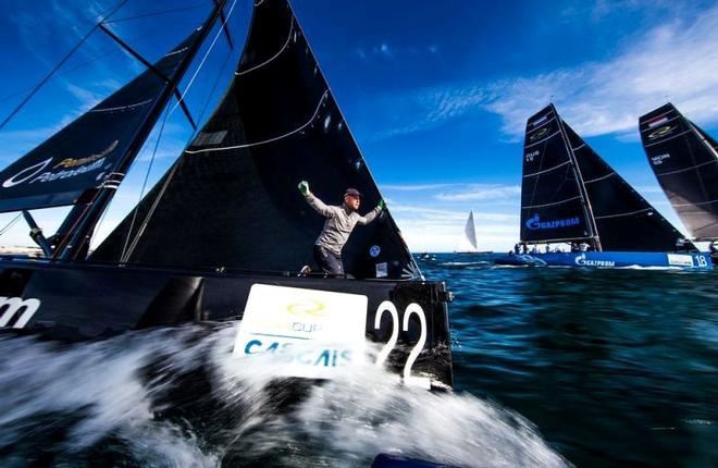 Peninsula Petroleums bowman Miguel Jauregui counting the team into the start RC44 Cascais Cup 2016 ©  Pedro Martinez / Martinez Studio / RC44