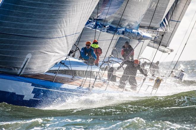 Wet work racing in Helsinki – Nord Stream Race ©  Lars Wehrmann / Nord Stream Race