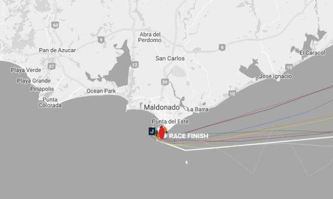 Current positions – Day 35, Race 1 – Clipper Round the World Yacht Race © Clipper Ventures