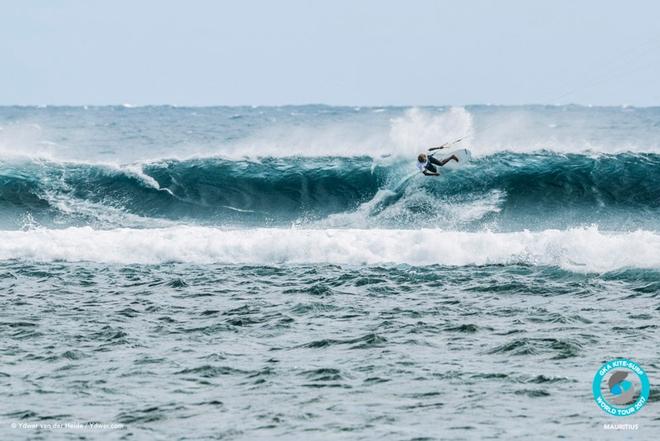 A tough event for Mitu but the birth of his new baby during the event no doubt took the sting out of an early trip home – GKA Kite-Surf World Tour ©  Ydwer van der Heide