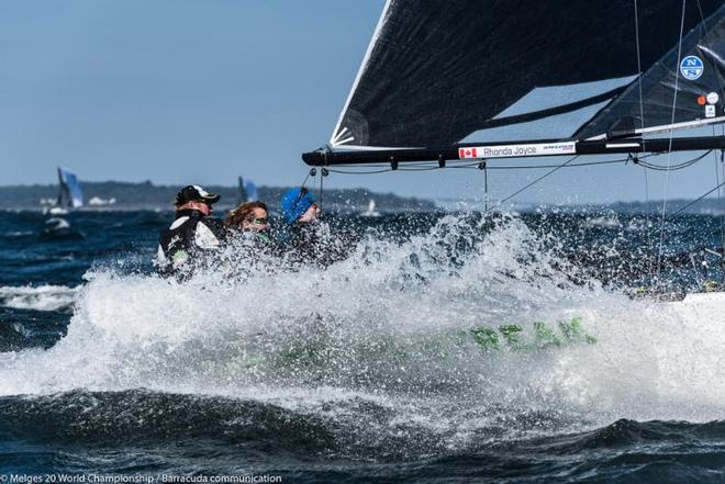 Rhonda Joyce, GRINNING STREAK (CAN-214) - 2017 Melges 20 World Championship © Barracuda Communication