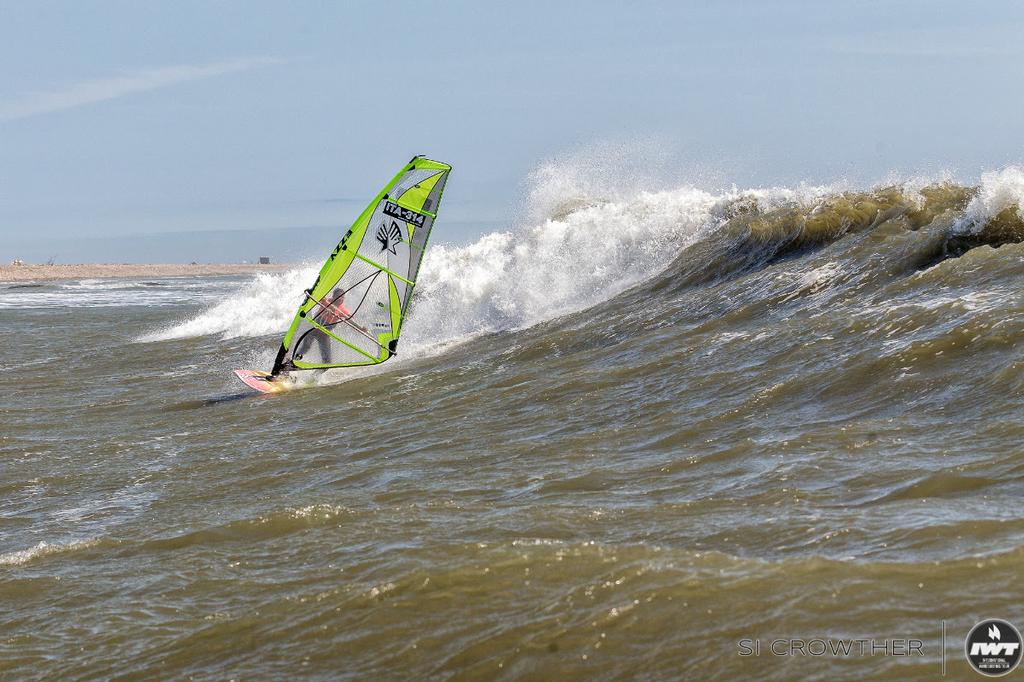 Sabine Zola - Pacasmayo Wave Classic 2017 ©  Si Crowther / IWT