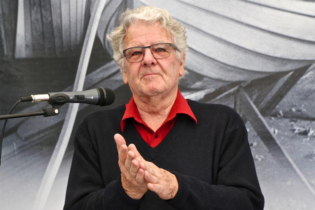 Robert Brooke makes a point - 2017 Tino Rawa Trust New Zealand Clinker Boat Exhibition, October 2017 © Richard Gladwell www.photosport.co.nz