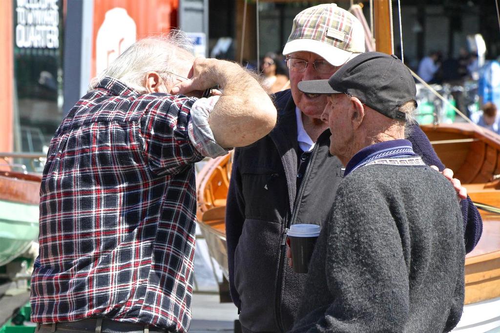 Jim Young (centre) with Jack Taylor (right) - 2017 Tino Rawa Trust New Zealand Clinker Boat Exhibition, October 2017 © Richard Gladwell www.photosport.co.nz