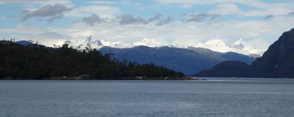 Beautiful cruising beside the majestic Andes © Kristen Anderson