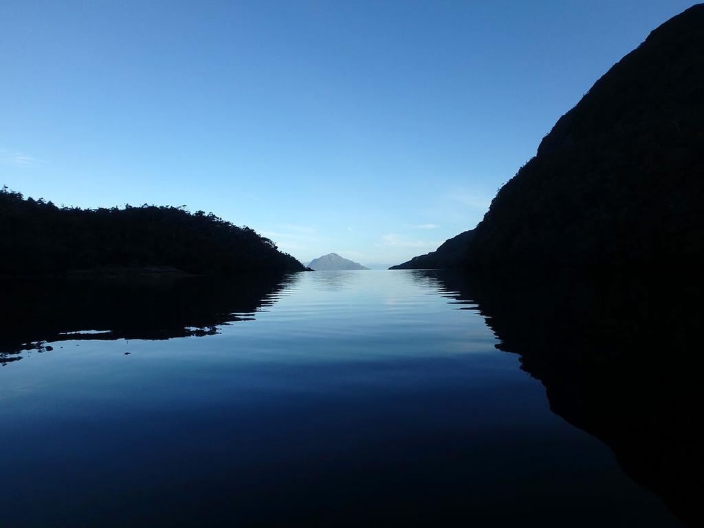 Stillness and serenity – Caleta Point Lay © Kristen Anderson