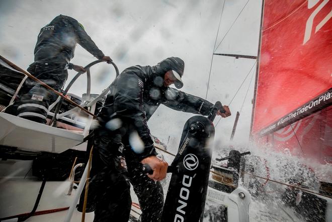 Day 16, Leg 2, Lisbon to Cape Town, afternoon on board Dongfeng. Jacuzi times for Horace while grinding. 20 November, 2017 – Volvo Ocean Race ©  Jeremie Lecaudey / Volvo Ocean Race