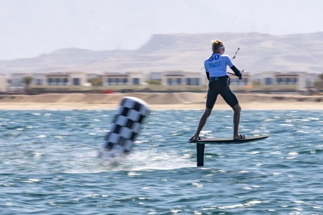 Day 2 – Formula Kite World Championships Oman ©  Toby Bromwich