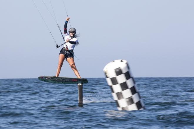 Day 5 – Daniela Moroz – Formula Kite World Championships Oman ©  Toby Bromwich