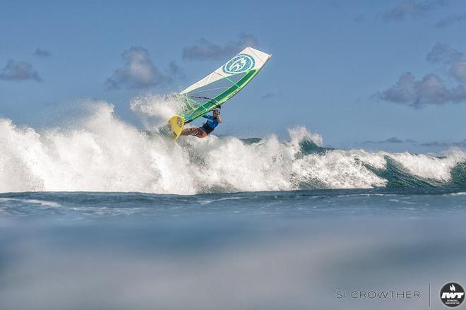Yves Masnada - The Aloha Classic 2017 ©  Si Crowther / IWT