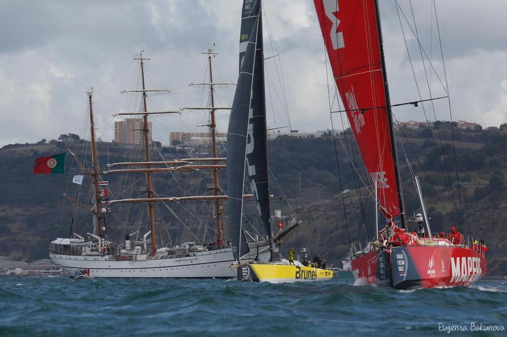 - Volvo Ocean Race,  In Port Race - Lisbon, November 3, 2017 © Eugenia Bakunova http://www.mainsail.ru