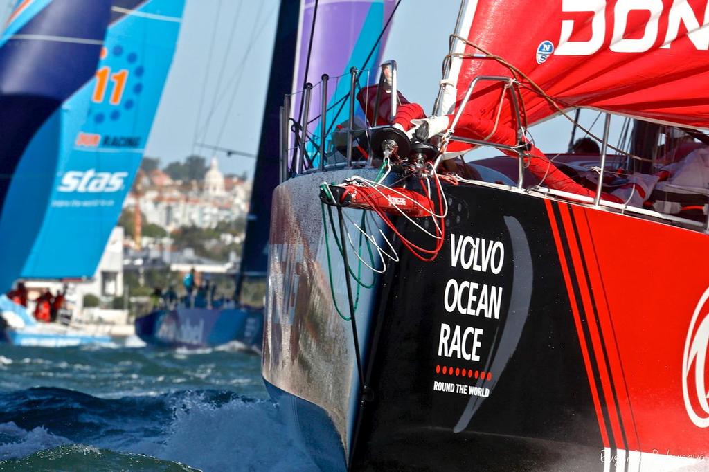 Mid-fleet action - Volvo Ocean Race, Leg 2 Start - Lisbon, November 5, 2017 © Eugenia Bakunova http://www.mainsail.ru