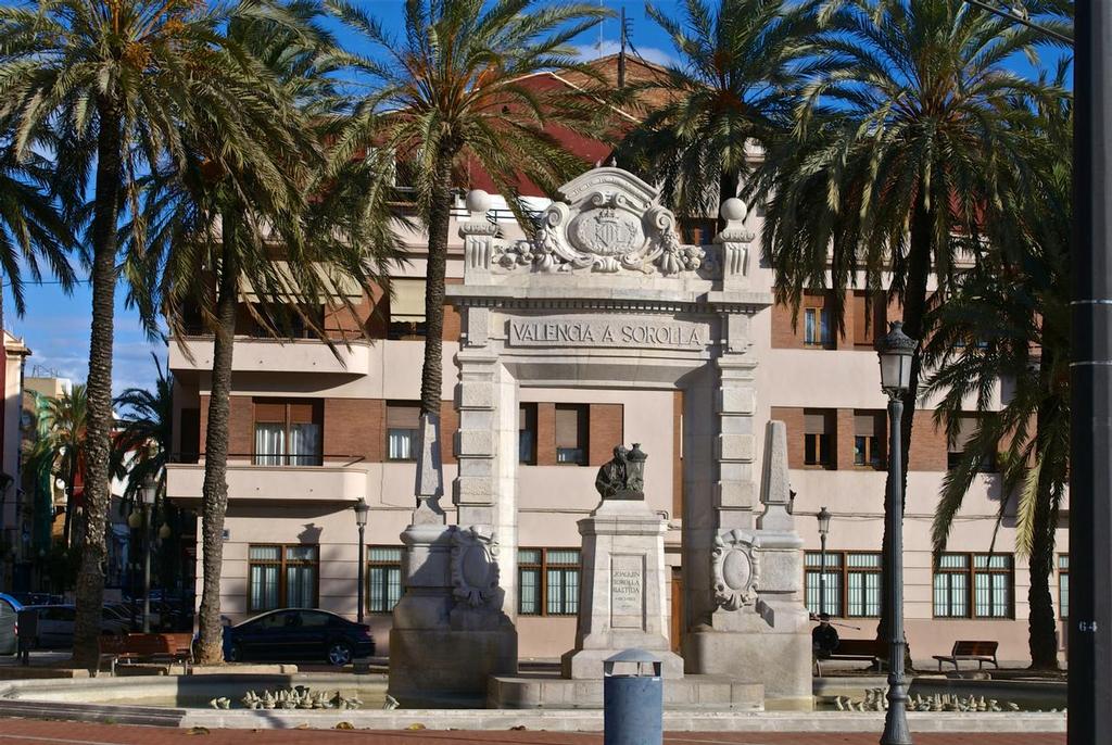 The street opposite the Darcena in Valencia retained its original architecture and transitioned nicely into the America’s Cup bases. - photo © Richard Gladwell www.photosport.co.nz