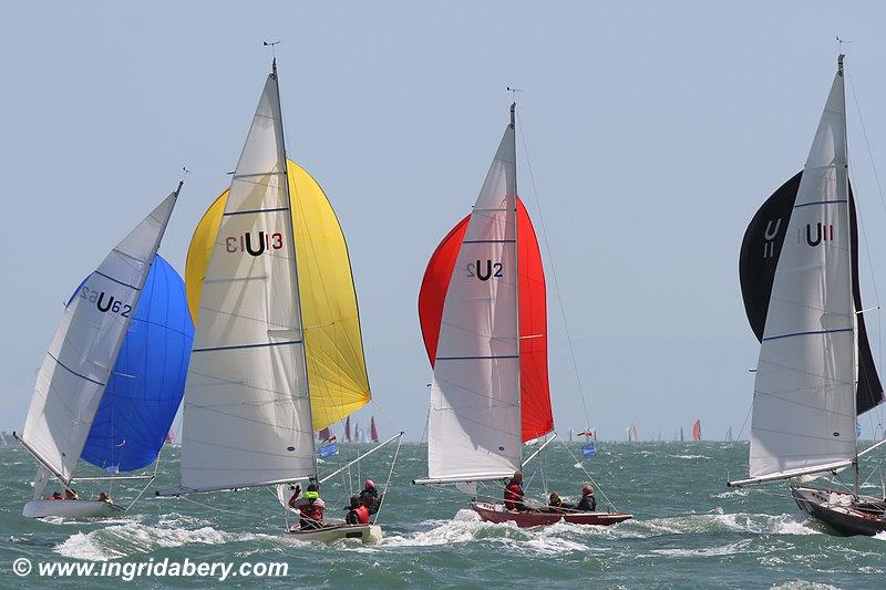 The sunshine returns on day 7 at Lendy Cowes Week 2017 photo copyright Ingrid Abery / www.ingridabery.com taken at Cowes Combined Clubs and featuring the Seaview Mermaid class